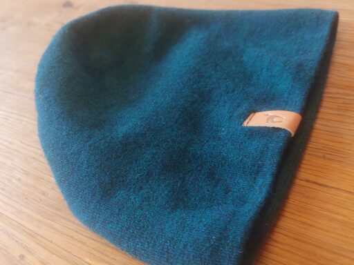 Alpaka Hofladen in Schlüßberg, Mütze aus Alpakawolle nähe Grieskirchen im Shop, www.alpaka-anzengruber.at Wels