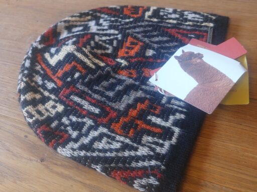 Alpaka Hofladen in Schlüßberg, Mütze aus Alpakawolle nähe Grieskirchen im Shop, www.alpaka-anzengruber.at Wels