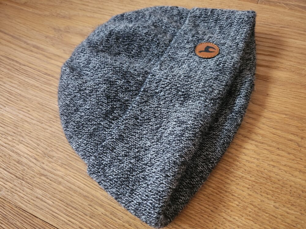 Alternative view of Mütze Bark