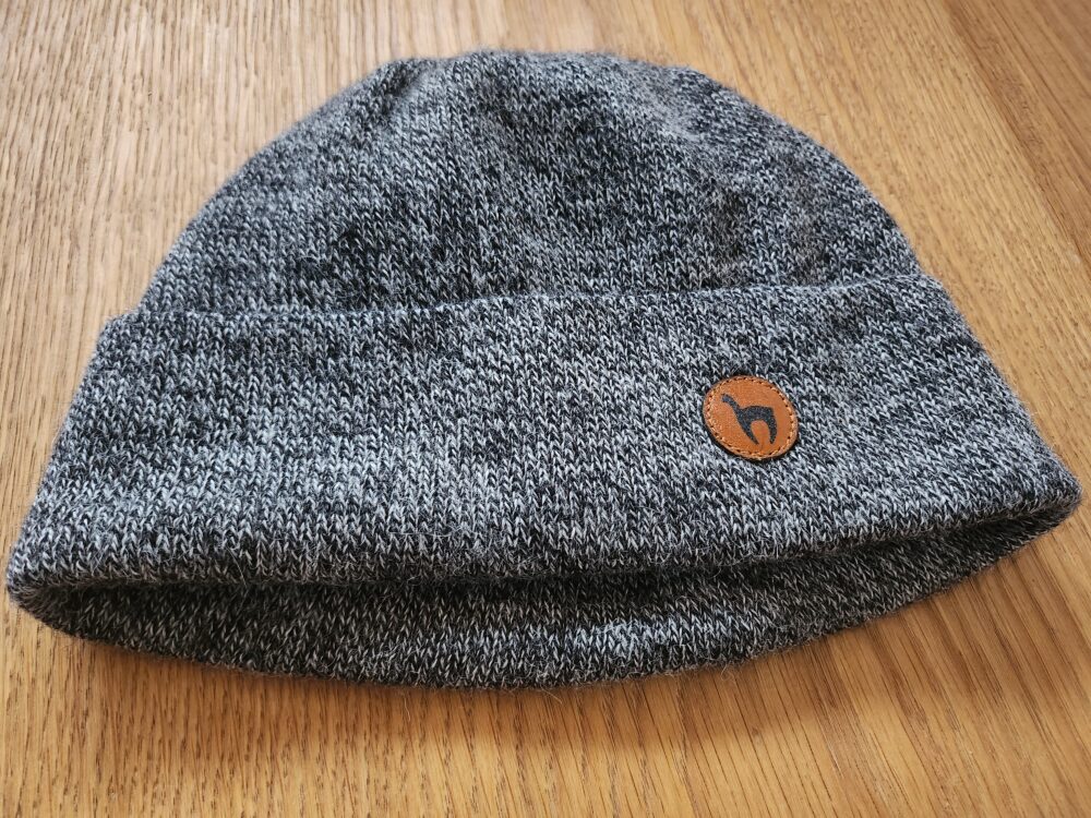 Alpaka Hofladen in Schlüßberg, Mütze aus Alpakawolle nähe Grieskirchen im Shop, www.alpaka-anzengruber.at Wels