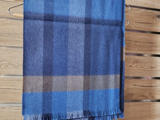 Baby Alpaka Schal Hofladen in Schlüßlbergn Anzengruber