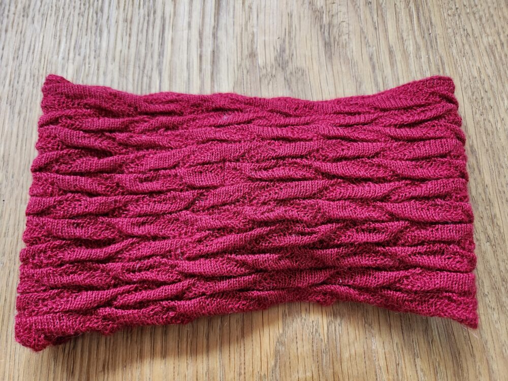 Alternative view of Alpakastirnband Biesen